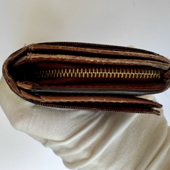 Louis Vuitton Monogram Porte-Monnaie Trésor Compact Wallet - Picture 5 of 11